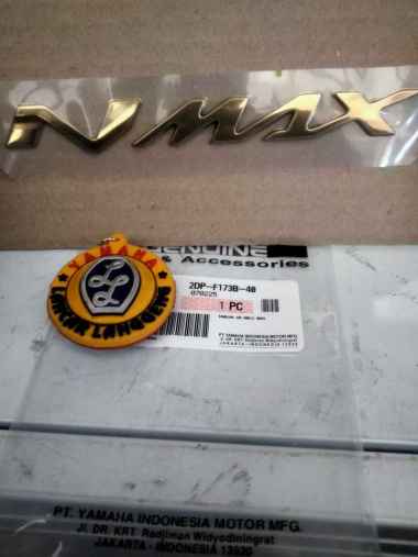 EMBLEM TIMBUL / EMBLEM 3D BODY BELAKANG YAMAHA NMAX OLD 2DP ORIGINAL YGP GOLDTUA