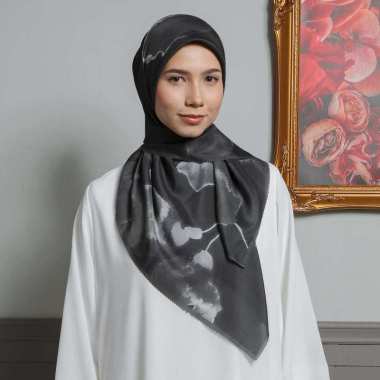 Lozy Hijab - Aurel Scarft Exclusive Pattern (Hijab Square Segiempat Motif) Noir S2