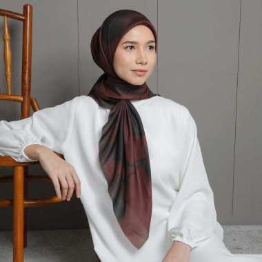 Lozy Hijab - Aurel Scarft Exclusive Pattern (Hijab Square Segiempat Motif) Crimson Black S2