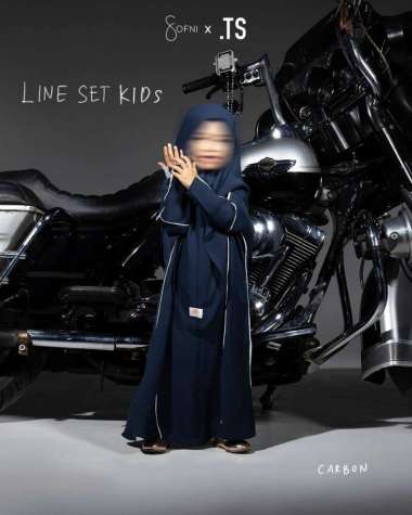 In'am Gallery | Abaya Kids Set Line by Sofni size 8 WHITE