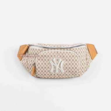 MLB MONOGRAM HIP SACK NEW YORK YANKEES BELT WHITE LOGO BEIGE WAIST BAG