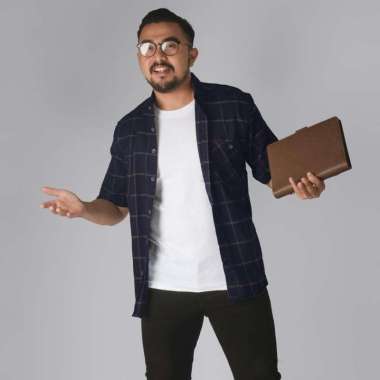 DGM Kemeja Pria Flanel Pendek Premium Kotak Kotak Kemeja Flanel Navy Cream 2209 L