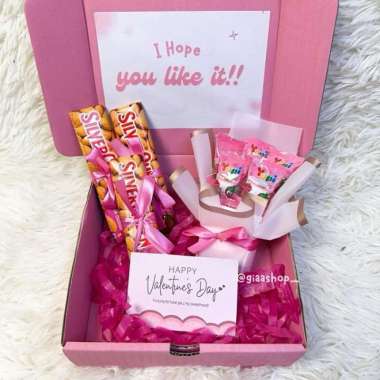 Hampers Giftbox Valentine Coklat Silverqueen Beruang/Kado Pacar/Kado Valentine/Kado Anniversary/Kado