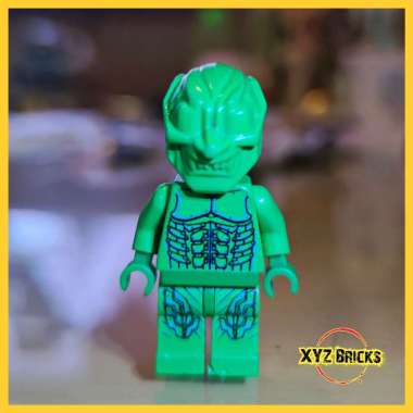 LEGO SPD005A - Marvel Super Heroes Green Goblin Minifigure without Neck Bracket (Vintage 2002-2003)