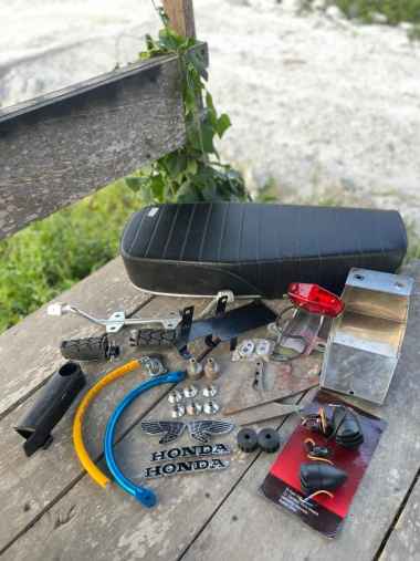 PAKET PAKETAN OBRAL MURAH JOK CB SET PEMANIS MANISAN RANGKA STOPLAMP LAMPU BELAKANG CB SET PANGKON K