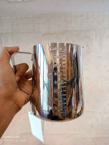 Europa Stainless Steel Milk Jug Pot 900ml Steam Milk Capacity 350ml