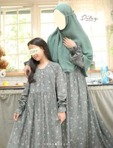 Ditsy Little Night Gown Nov 2023 Gamis Anak seri Aarbei Grey 1