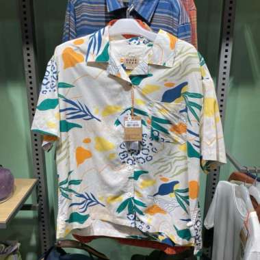 EIGER KEMEJA PENDEK WANITA WS FORTUNE PRINTED SHIRT XL Navy