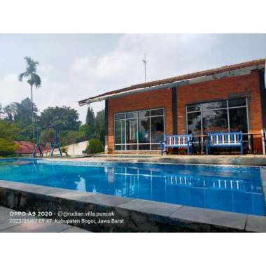 Sewa villa murah/Sewa villa puncak bogor/top view/Villa Dinesky weekday