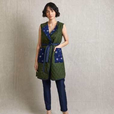 Lucia Reversible Vest - Amanda Hartanto Batik