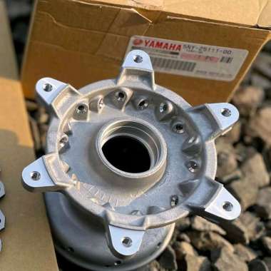 TROMOL DEPAN HOLE 36 ORIGINAL YAMAHA YZ125, 250X HUB FRONT YZ125 YZ250X 5NY-25111-00