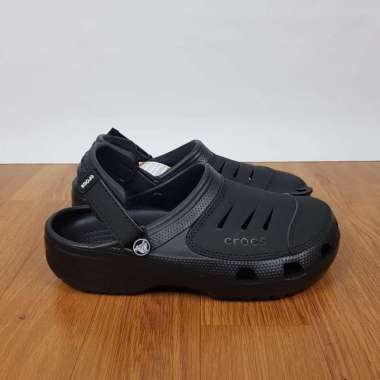 Sandal Pria Crocs YUKON 42 Hitam