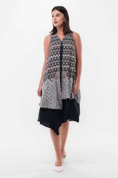 MINIMAL - Kirti - Dress Plisket Motif Etnik - Navy S Navy