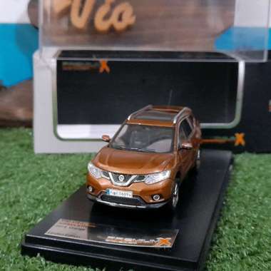 Diecast Miniatur Nissan Xtrail T32 Premium X skala 1:43