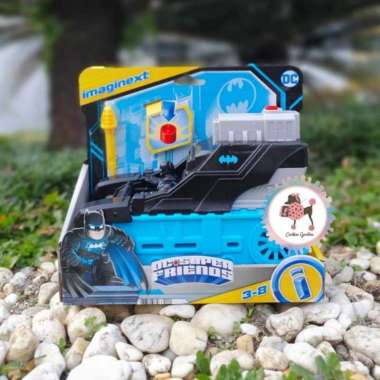 Imaginext DC Super Friends Bat-Tech Tank