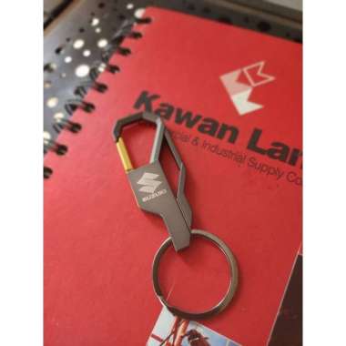 Gantungan Kunci Motor Mobil Persegi SUZUKI