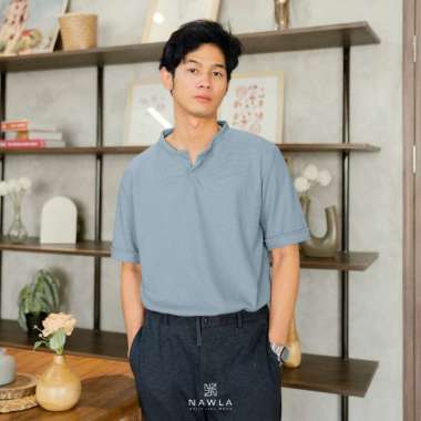 Nawla - Baju Atasan Pria Lengan Pendek Bahan Waffle Knit Berkerah V Neck | Kaos H&M | Kaos Uniqlo XX