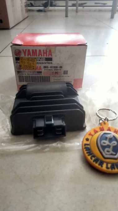 REGURATOR / KIPROK YAMAHA R15 VVA V3 ORIGINAL YGP BK6-H1960-00
