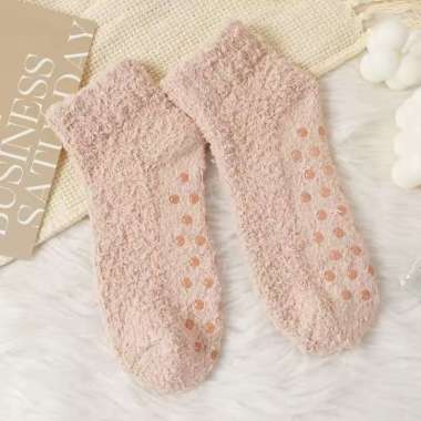 Kaos Kaki Tebal Pendek Wanita Katun Polos Warna Coral Velvet Ankle Socks JCKK367 Brown