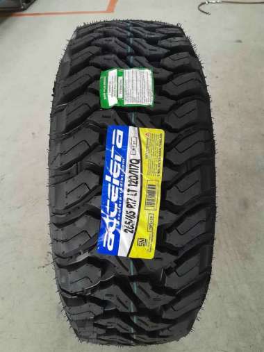 ban mobil r17 pajero fortuner hilux ford 265 65 r17 accelera m/t