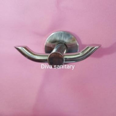 gantungan baju / Doubel hook stainles model toto