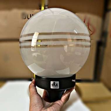 Lampu Taman Tfp 1/3 Dlx Lighting Pilar Kaca Bulat Bola Frosted
