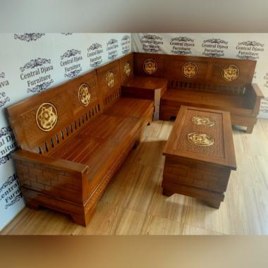 Kursi Sudut Meja Tamu Piramid Kayu Jati Ukir Ukiran Mebel Jepara