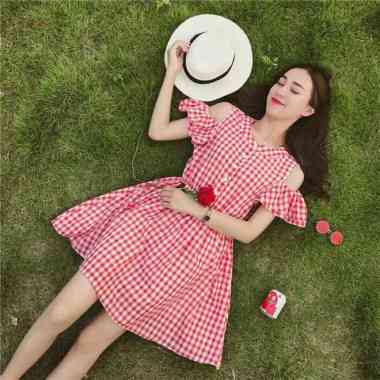 dress sabrina merah / dress imlek / dress merah / dress kotak merah / K 01121