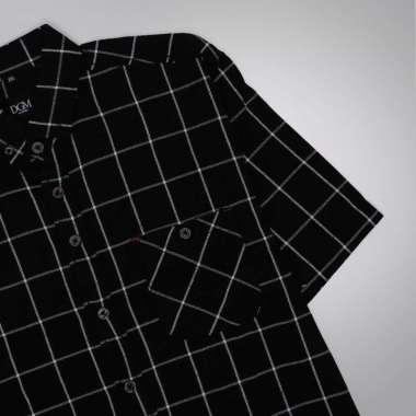 Kemeja Pria Flanel Jumbo Lengan Pendek Hitam List Putih 2225 XXXL