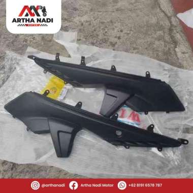 Dek Body Vario 110 CW Karbu Hitam - Sambungan Body