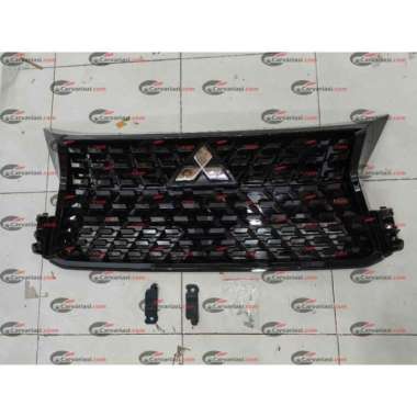 Grill new xpander 2022 - xpander 2023