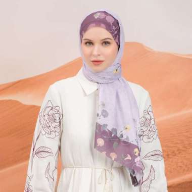 Shafira Delilah Printed Scarf | Hijab Segi Empat Motif Dahlia