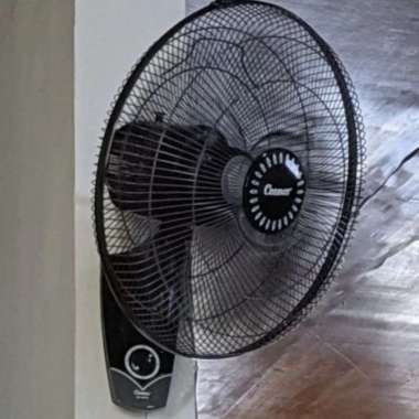 Kipas Angin Dinding Tembok Cosmos 16 In/Wallfan Cosmos 16 In Wfg Multicolor