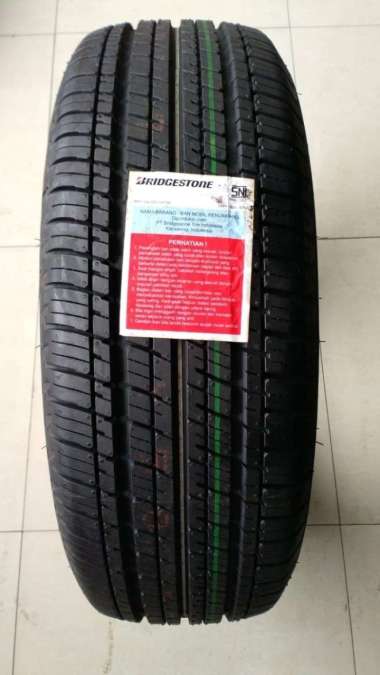 Bridgestone Dueler 470 HT 225/65 R17
