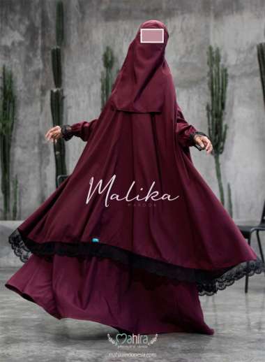 In'am Gallery | Gamis Series Malika Set by Mahira KHAKI - M