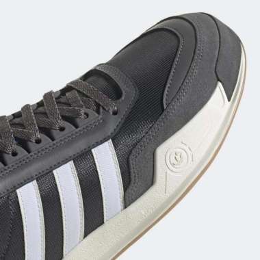 SEPATU CASUAL ADIDAS WANITA CT86 GW5720 4.