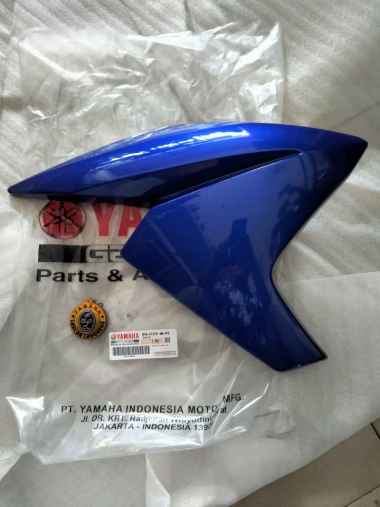 SCOOP AIR / SAYAP BAWAH TANGKI SEBELAH KANAN YAMAHA VIXION NVL/1PA ORIGINAL YGP GOLD