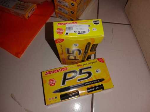 Pulpen Standart P5 0.7 satu box 12 pcs (plus 1 pulpen )