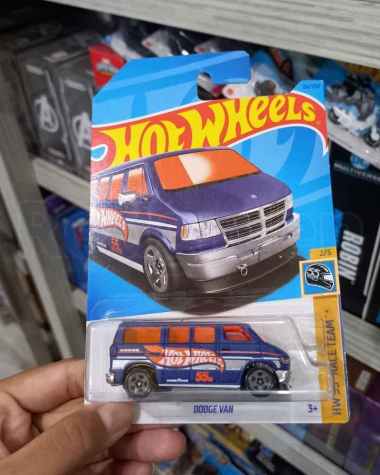 diecast hotwheels series mainan anak mobil mobilan hot wheels series die cast versi 33 DOOGE VAN