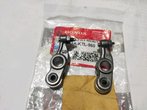 platuk pelatuk klep Set KZL Beat fi Scoopy fi spacy fi