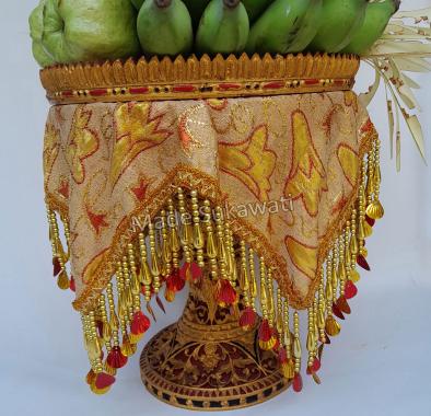 Kain variasi untuk tatakan Dulang wanci kayu bali 20cm x 20cm Hijau