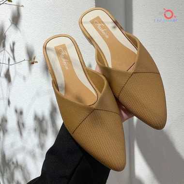 Sepatu Sandal Mules Slip On Pesta PVC Empuk Hak 2 cm Ujung Lancip JOFSH83 37 Brown