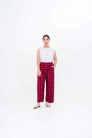 Dama Kara Hapsari Long Pants Maroon