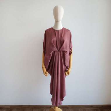 Benangsari Indri Kaftan Satin Dress Busui Lebaran Dark Pink