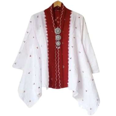 Merah Putih Special Outfit Agustusan | Baju Merah-Putih kebaya kartini 01