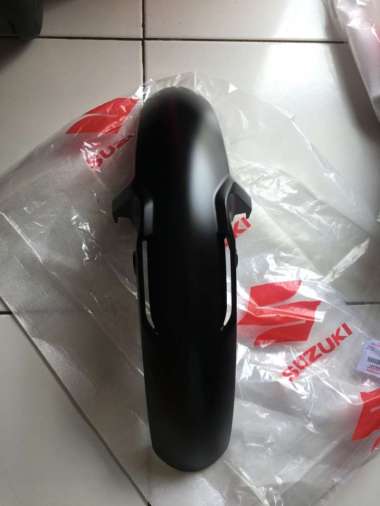 SPAKBOR DEPAN SATRIA FU INJEKSI HITAM BIRU MERAH PUTIH FENDER SGP - SEAESAW Hitam Doff