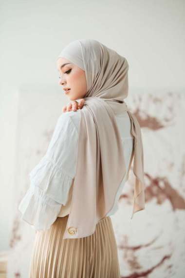 HIJAB ZIVA INSTANT NUDE