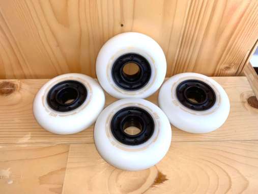 Roda Sepatu Roda Inline Skate WS Wheels White Black 76mm