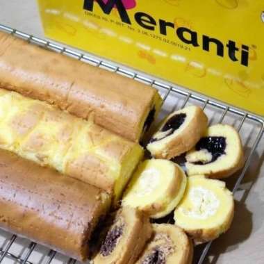 Bolu meranti 3in1 / Bolu Gulung 3 in 1 isi keju , coklat , Blueberry 1 kotak isi 3