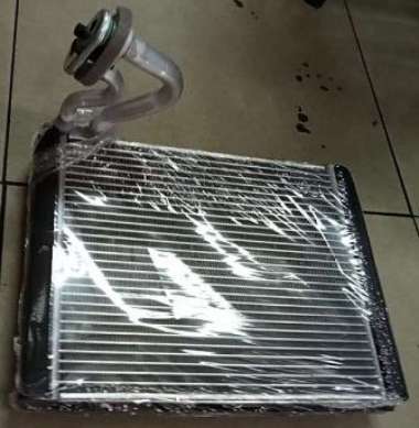 Evaporator AC Mobil Suzuki X-Over - Paco